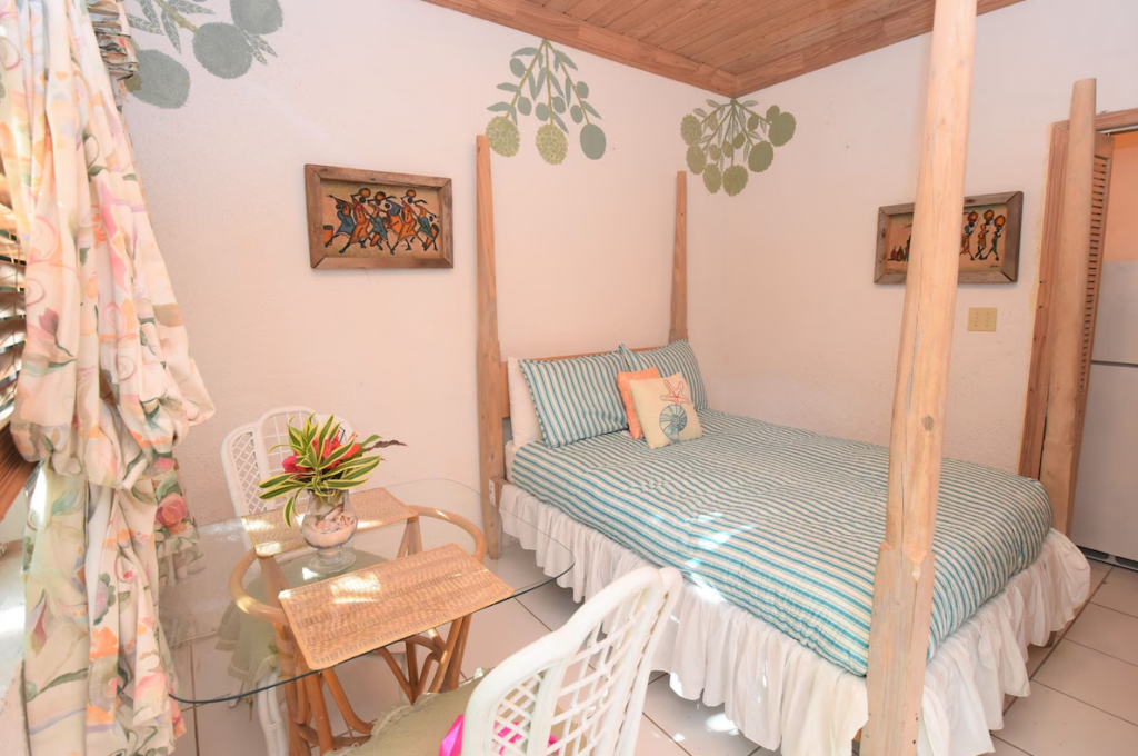 Sugar Apple Studio vacation rental harbour island