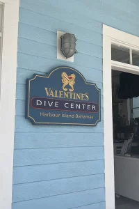 valentines dive center harbour island