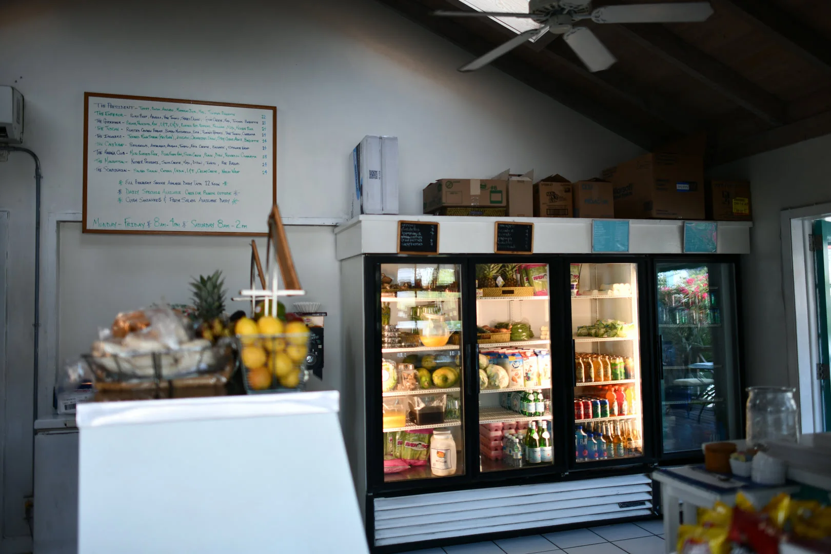 food in harbour island