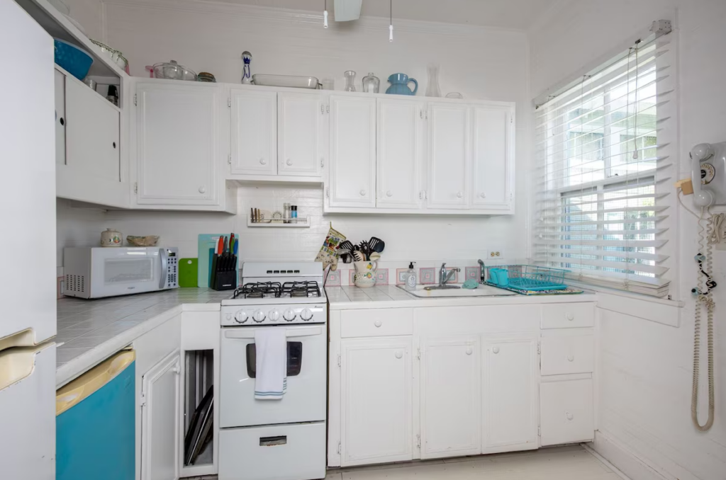 Watercolor Cottage vacation rental harbour island