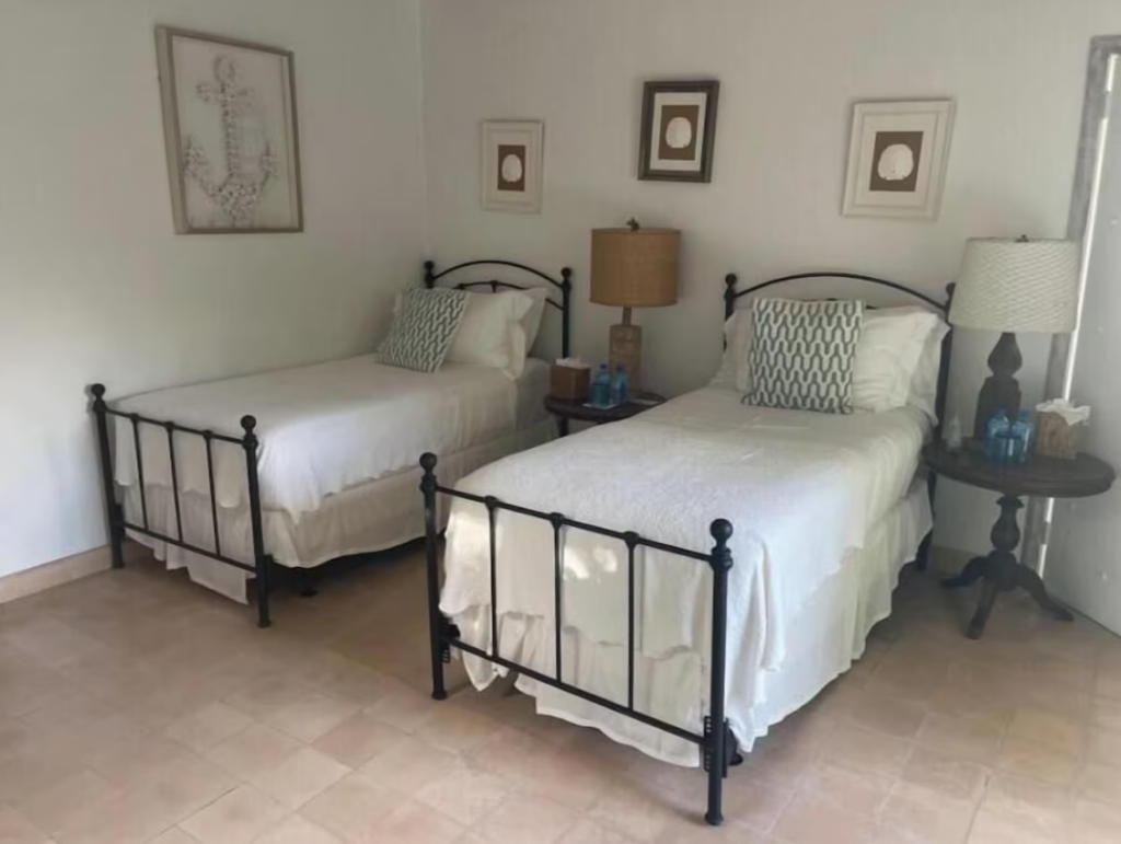 Karukera Beach Cottage vacation rental Harbour Island
