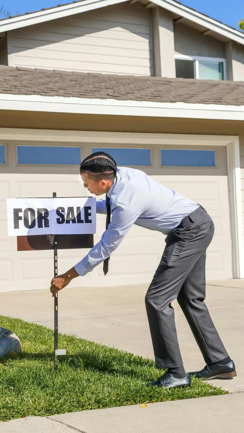 Licensed Bahamian Realtors