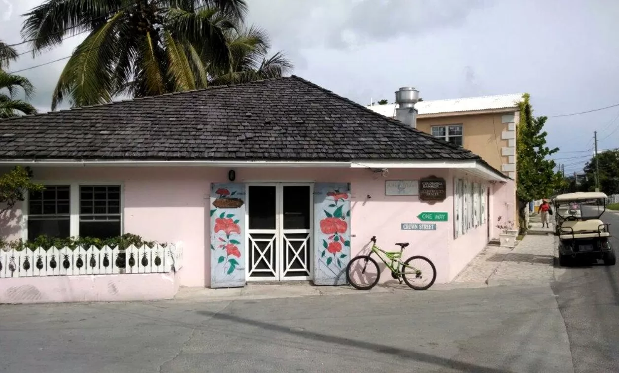 Arthur's Bakery Harbour Island