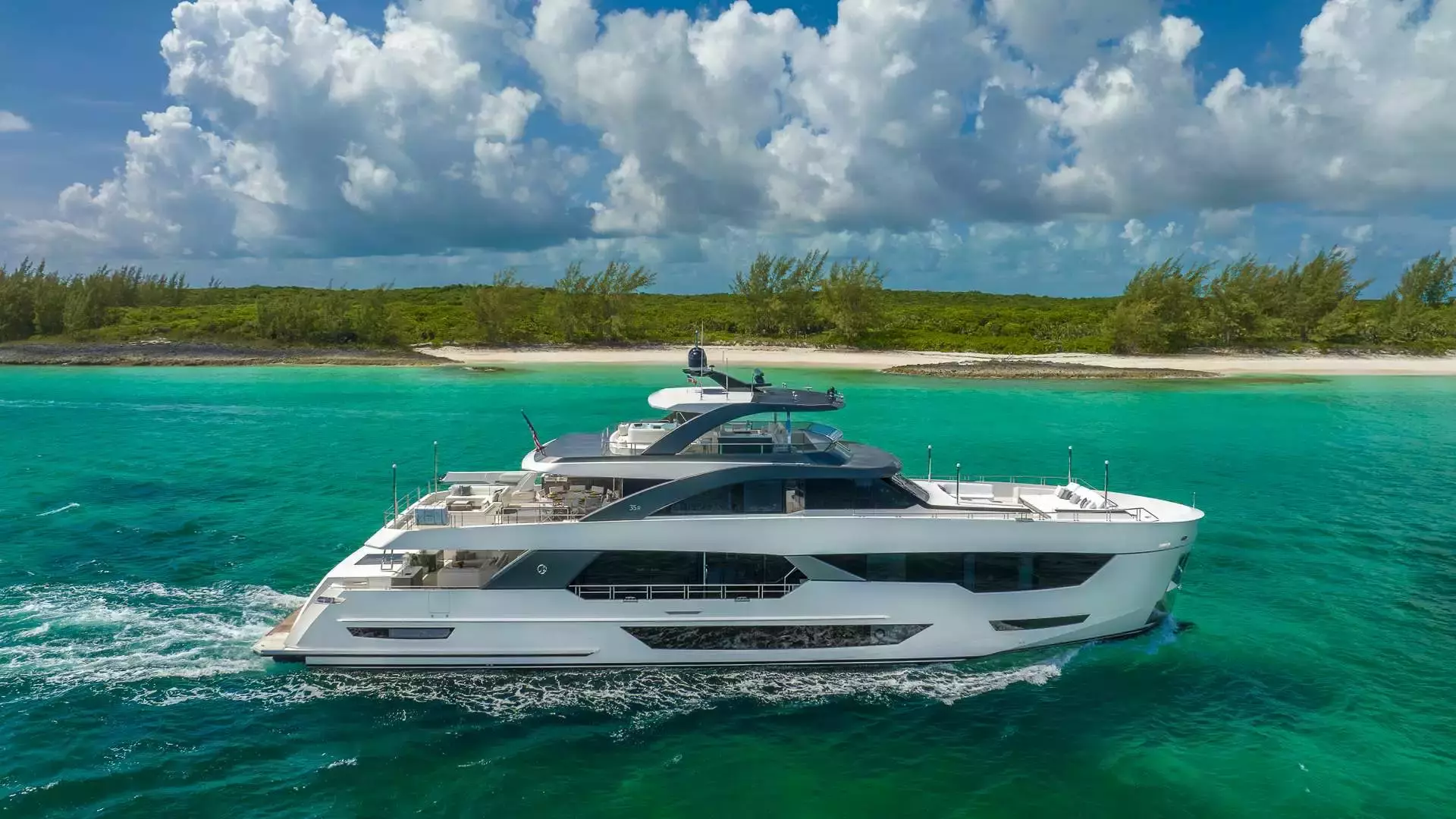 Boat Travel Harbour Island