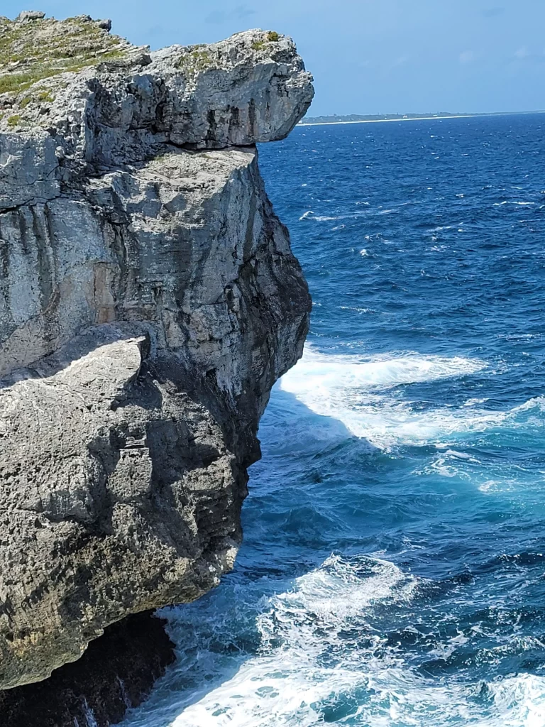 Glass Window Bridge rocks in Harbour Island Bahamas